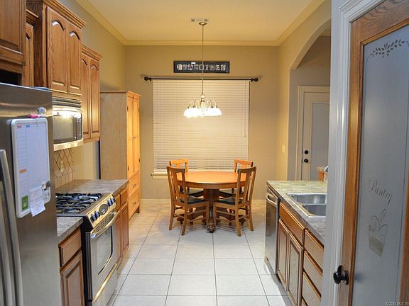 5th image of 3304 E Gillette St