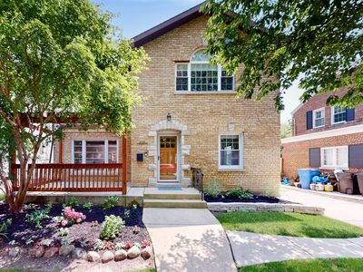 6711 N Loron Ave, Chicago, IL, 60646