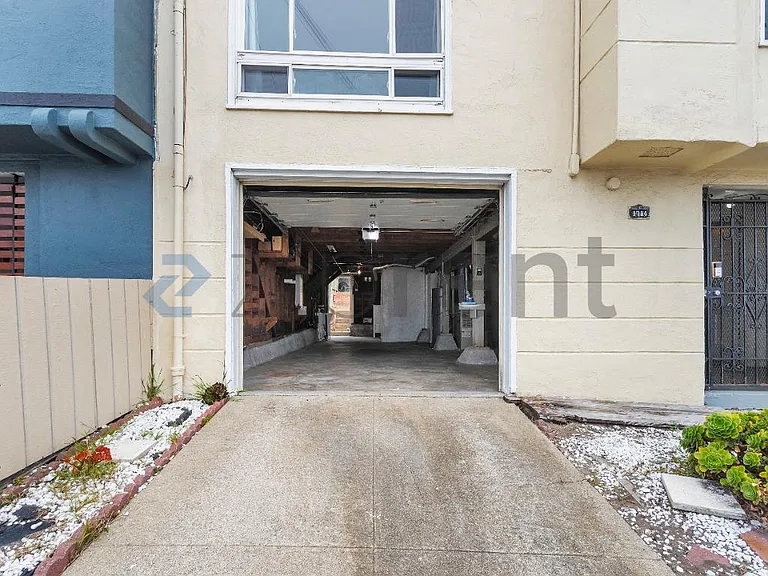 1714 44th Ave — Photo 21