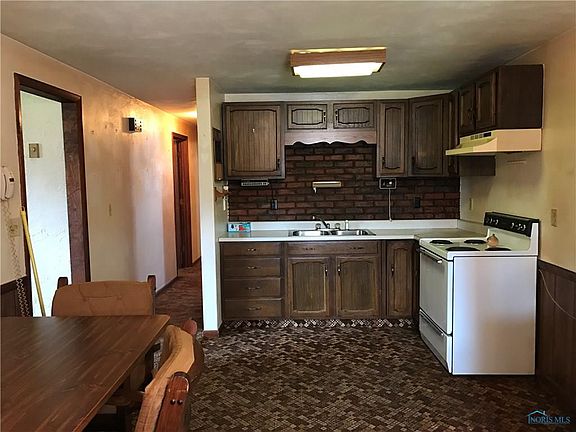 3rd image of 408 W Washington St