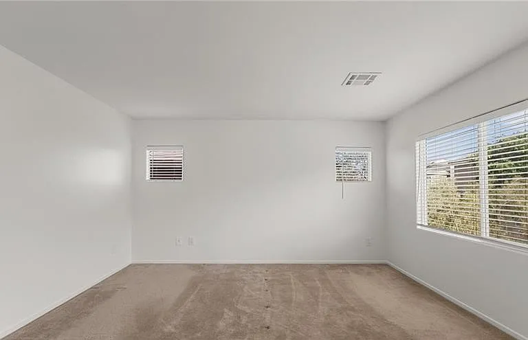 9123 Weeping Hollow Ave — Photo 33