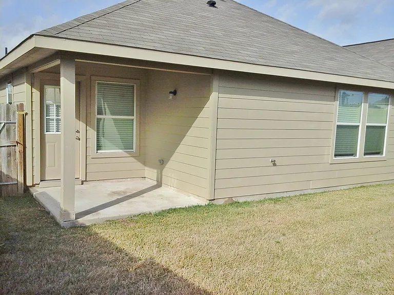 14459 Platzer Dr — Photo 7