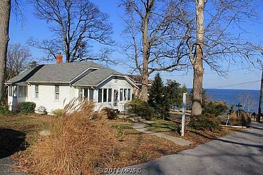 2nd image of 1618 Avenue B