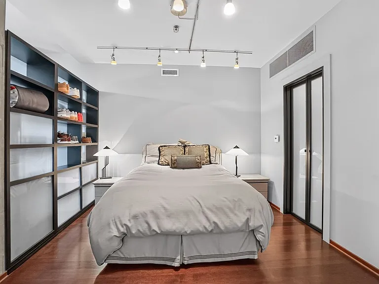1221 SW 10th Ave #1605 — Photo 12
