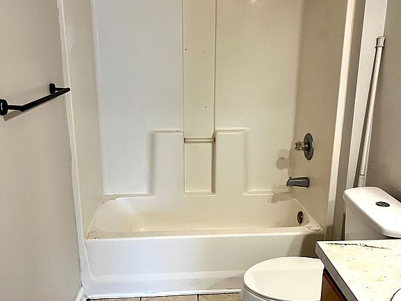 3rd image of 1466 Manotak Point Dr Unit 201