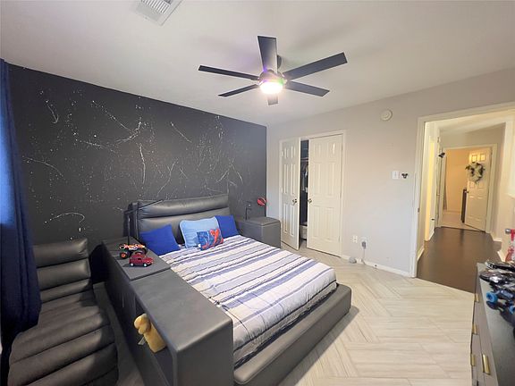2nd image of 10503 Desert Springs Cir #10503
