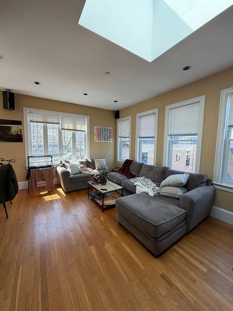 No Broker Fee | Renovated 5 Bed, 2 Bath | In-Unit Laundry & Central A/C — Photo 1
