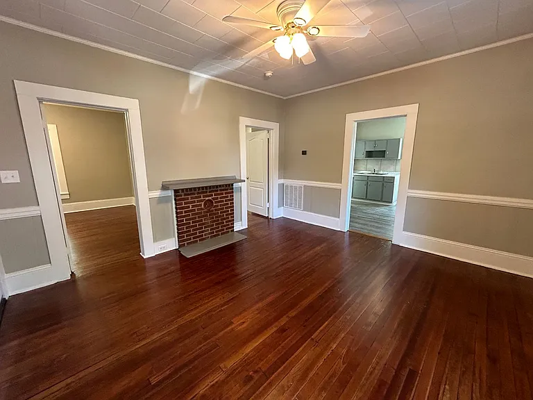 335 Patterson Ave — Photo 3