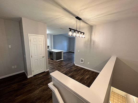 4th image of 1150 NE Horizon Loop Unit 1508