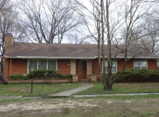 309 E Market St, Tampico, IL 61283