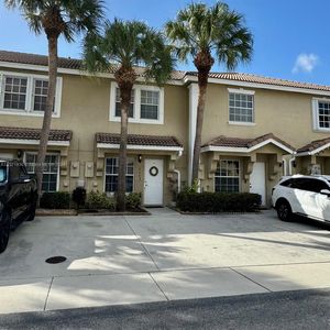 368 SW 122nd Ave, Pembroke Pines, FL, 33025