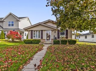 3762 S 94th St, Milwaukee, WI 53228