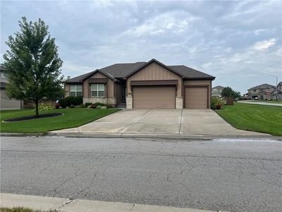 1586 Woodland Rd, Greenwood, MO, 64034