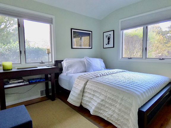 5th image of 23 Gardiner Dr