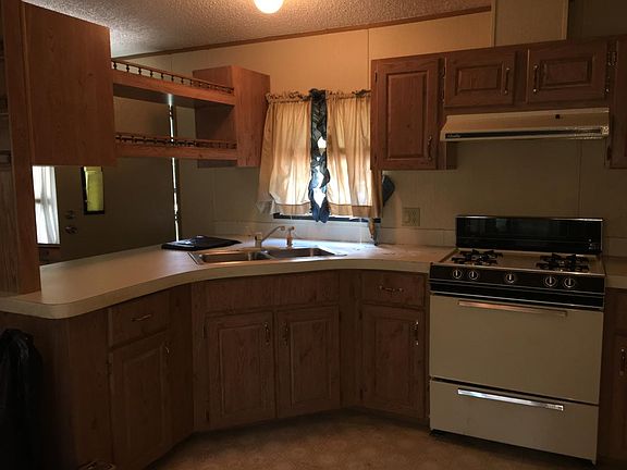 3rd image of 8464 Lake Atkinson Dr