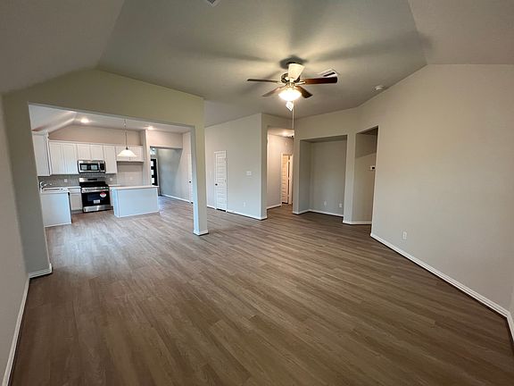 5th image of 236 Eagleville Dr