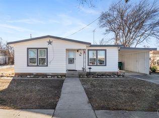 401 W 10th St, Coleman, TX 76834