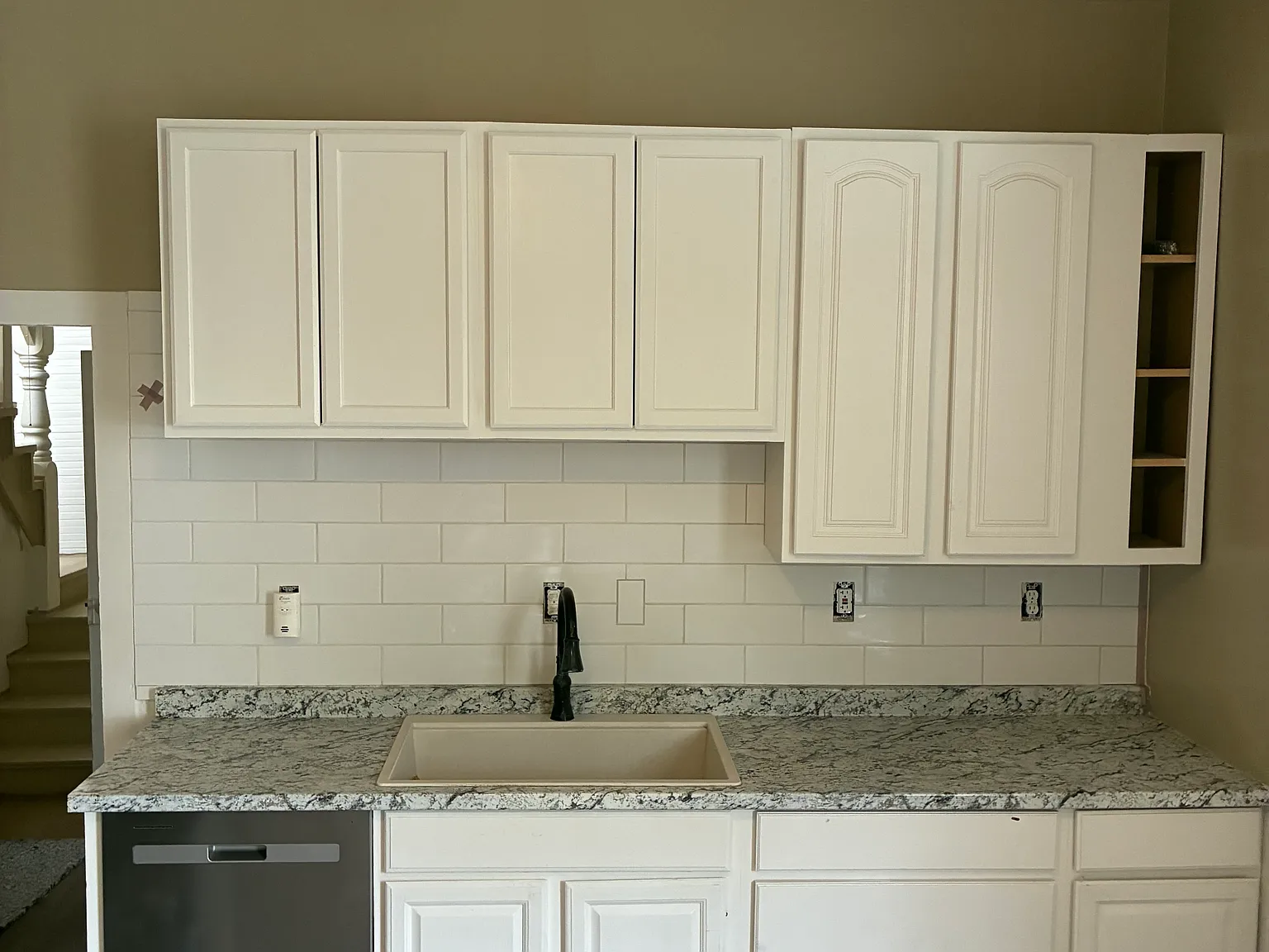 3 bed, 1850 sqft, $3,000 — Photo 4
