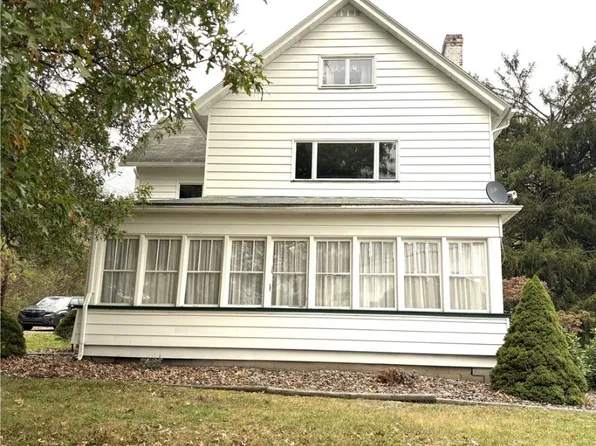 49-51 Tarentum Culmerville Rd W, Tarentum, PA 15084