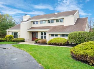 3 Riunite Rd, East Setauket, NY 11733