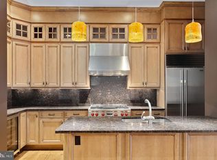 1030-32 Spruce St #200, Philadelphia, PA 19107