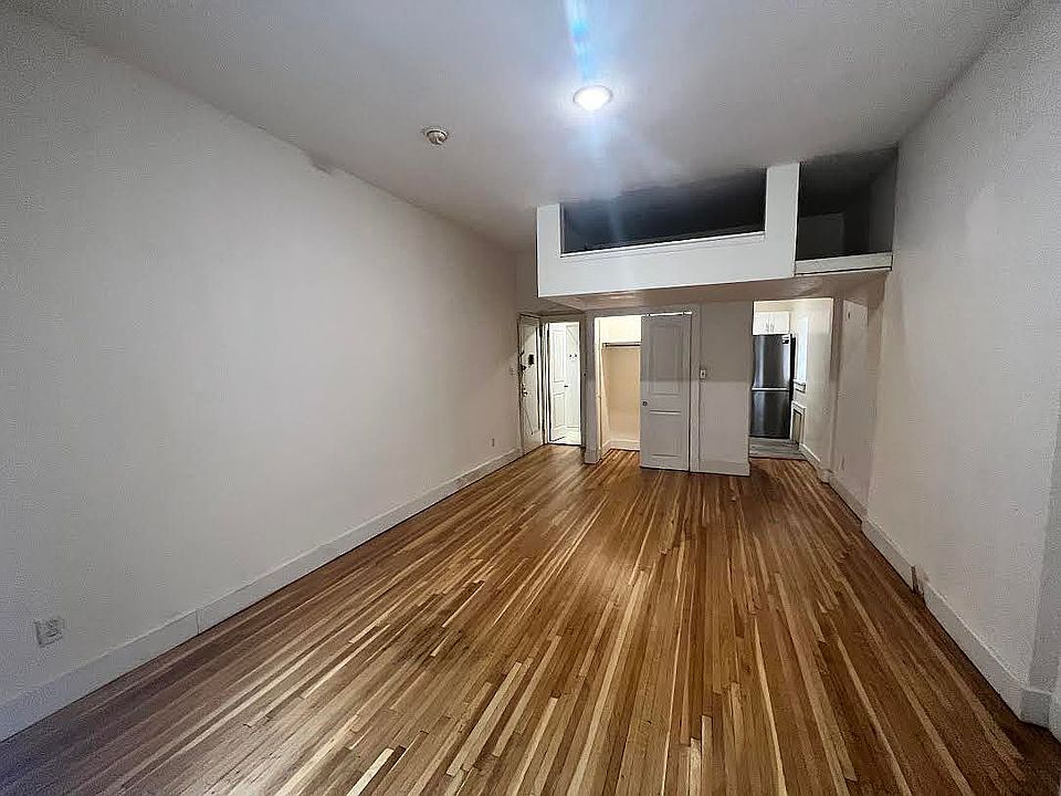 1st image of 321 W 105th St #B