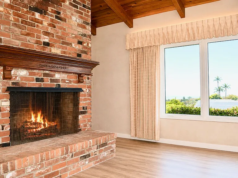 1764 Soledad Way — Photo 7