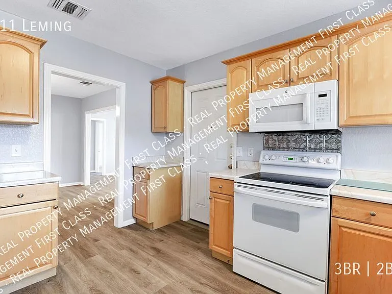 211 Leming Dr — Photo 8