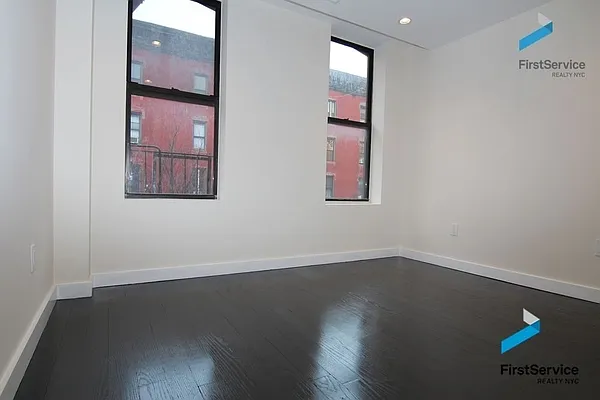 Rented by FirstService Realty (legacy) | media 36