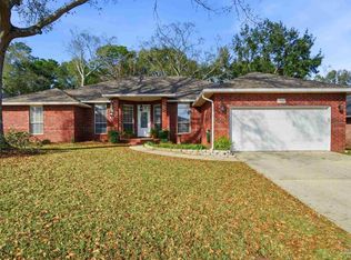 1760 Condor Dr, Cantonment, FL 32533