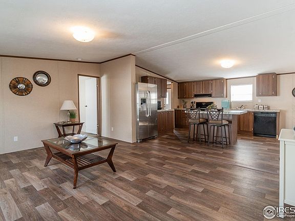 4th image of 731 Grand Ave #70