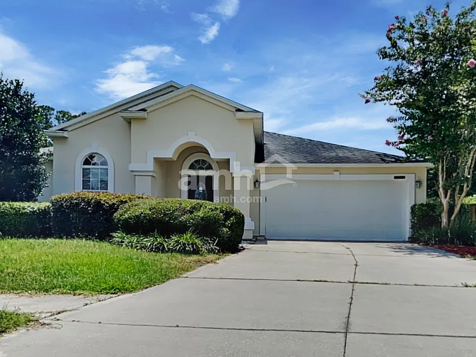 4699 Pine Lake Dr