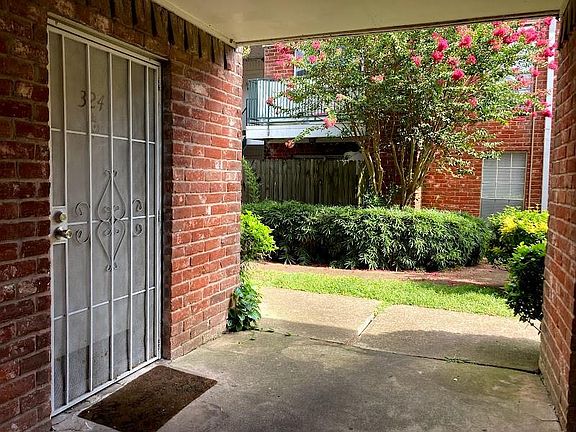 2nd image of 9201 Clarewood Dr #324