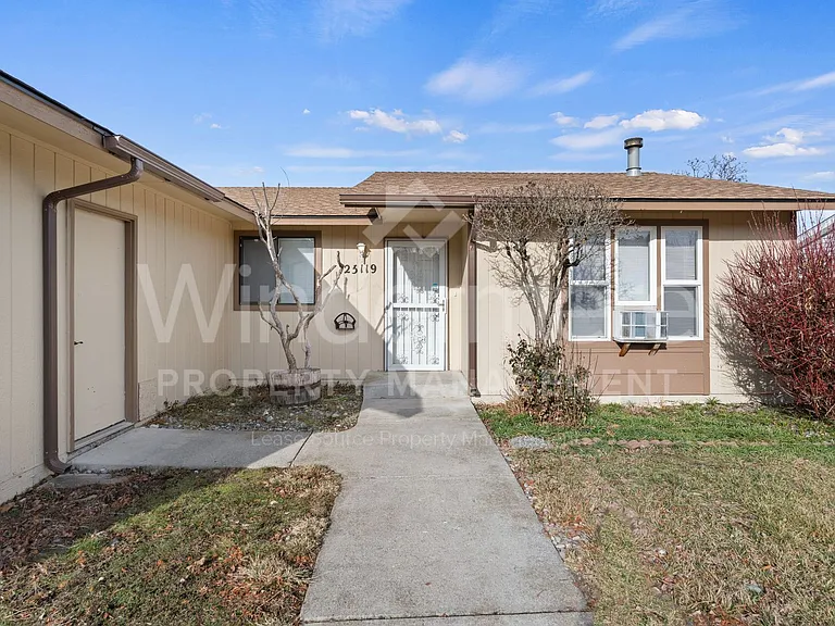 23119 E Sinto Ave — Photo 5
