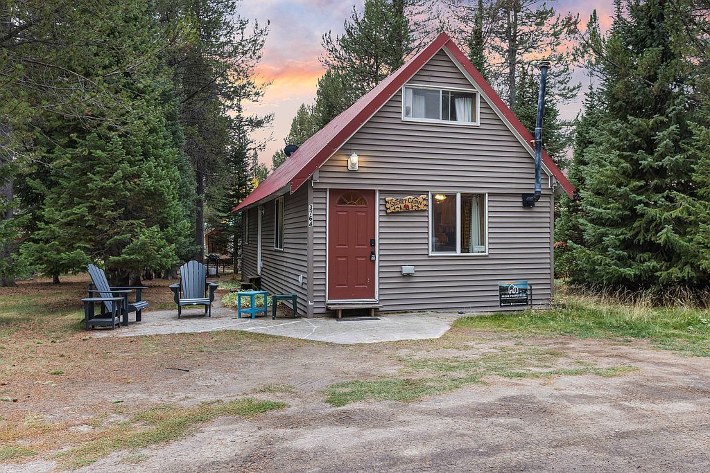 3764 McCrea Dr - Property Image