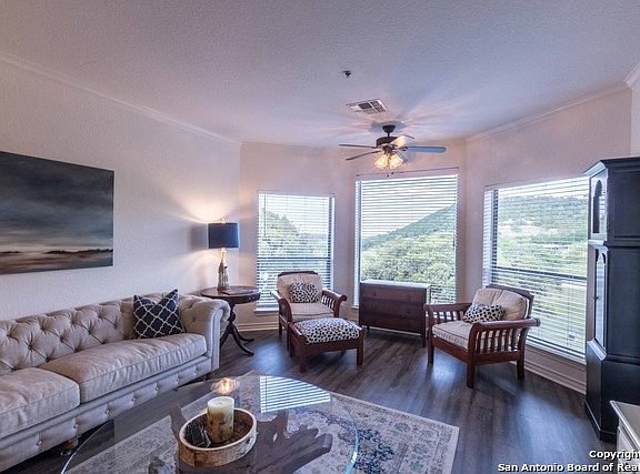 4th image of 20 Tapatio Dr E #106