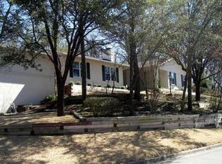 2224 Shadywood Ct, Arlington, TX 76012