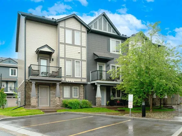 340 S Legacy Point SE, Calgary, AB T2X 3Z3