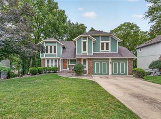 5129 NW Walden Dr, Kansas City, MO 64151