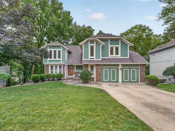 5129 NW Walden Dr, Kansas City, MO 64151