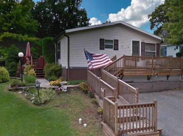 10 Summer Dr, Elizabethtown, PA 17022