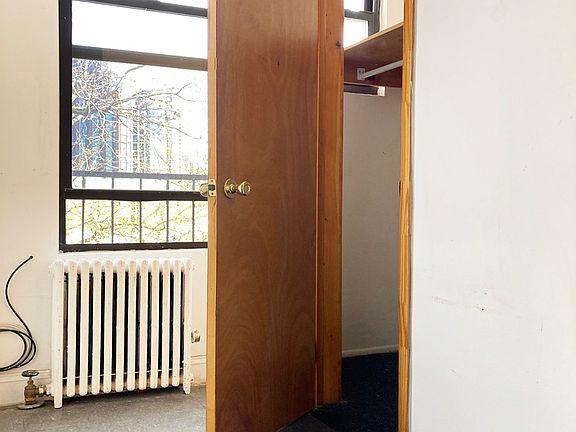 3rd image of 69 Green St APT 3L