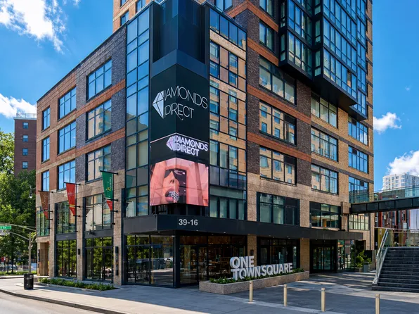 39-16 Prince St, Flushing, NY