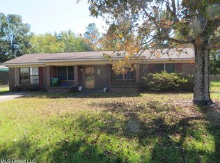2514 Tracy St, Gulfport, MS 39503