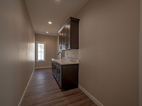 3rd image of 3344 Willow Gdns