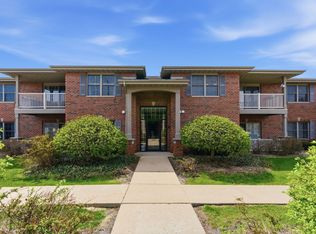 644 Cambridge Ct APT 2A, Munster, IN 46321