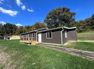 528 Mount Morris Rd, Mount Morris, PA 15349