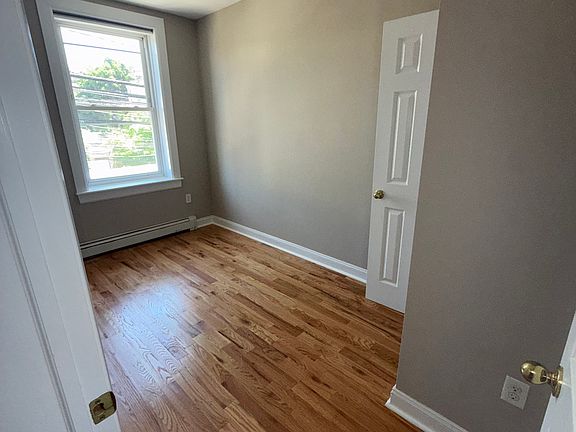 5th image of 65 Hopkins Ave APT 3