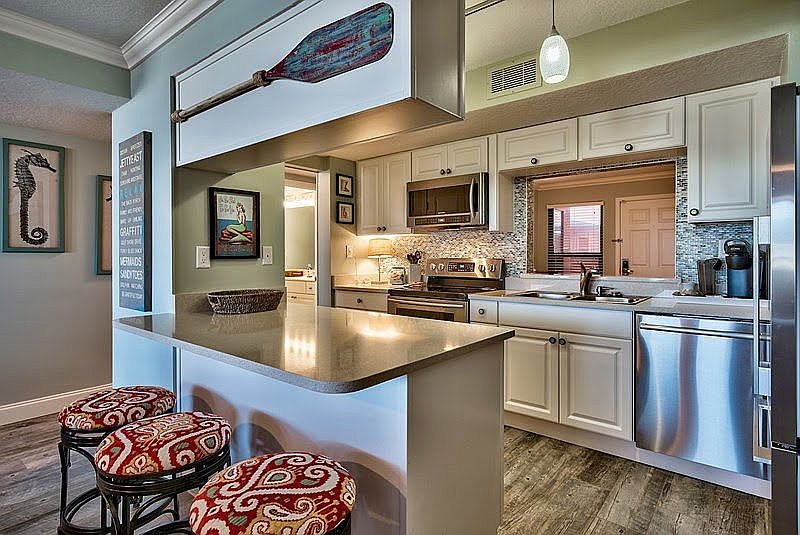 Kitchen Table Area
