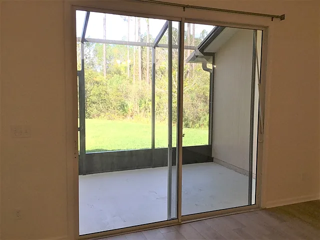 105 Flower Of Scotland Ave — Photo 17